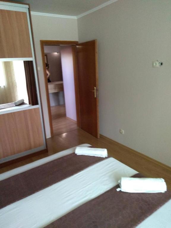 Къща За Гости Роси 帕莫瑞 外观 照片